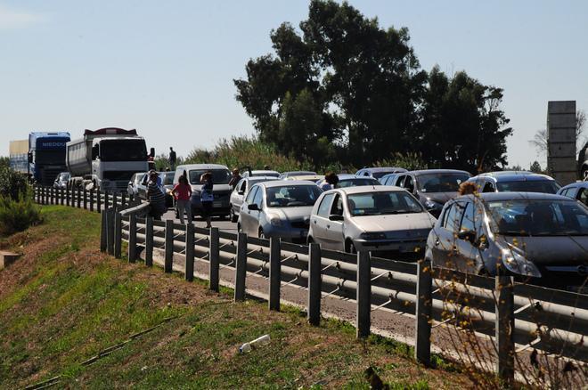 Protesta dei pastori, per mezz’ora bloccata la «130» 