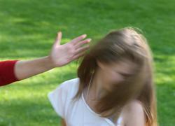 Ubriaco picchia la convivente davanti alla figlia neonata, arrestato