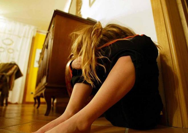 Molestata con sms osceni Il colpevole era il suocero 