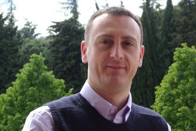 Soldi al sociale, scontro Sel-Bertinelli