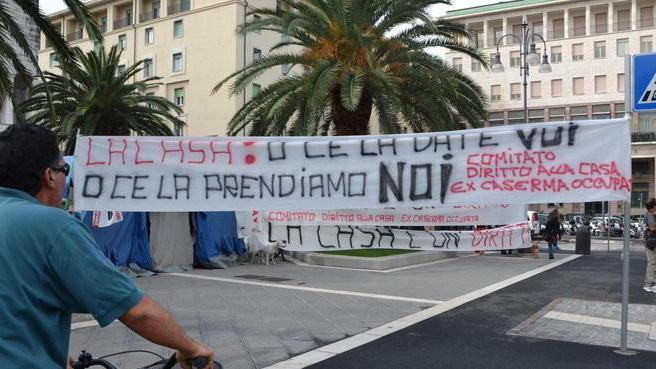 «Nessun reato, la casa è un diritto»