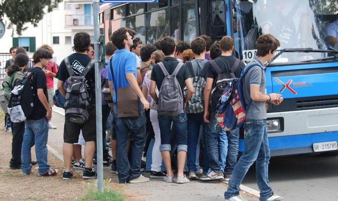 «Frazioni senza corse per gli studenti»