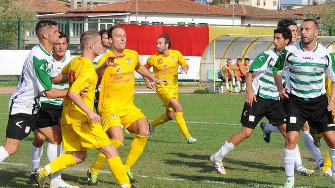 Mosti tiene a galla la Pro Livorno