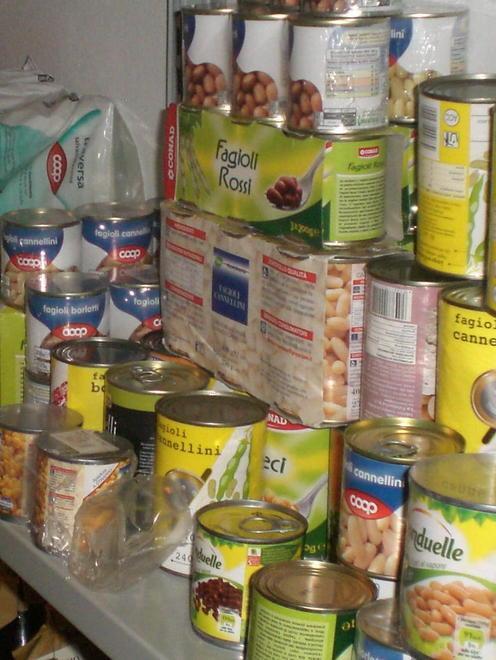 Niente soldi a chi aiuta le famiglie povere 