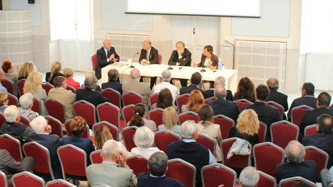 La nuova fiducia a Letta disorienta i partiti locali