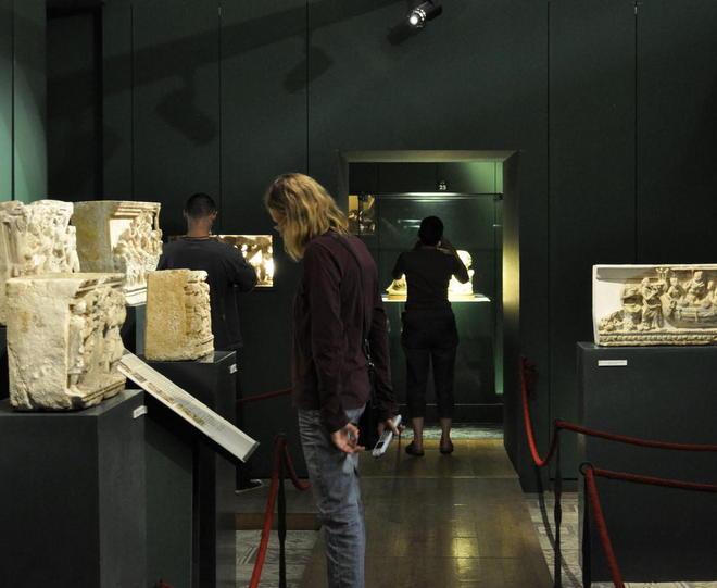 Niente sconto al museo di Volterra se la famiglia è gay 