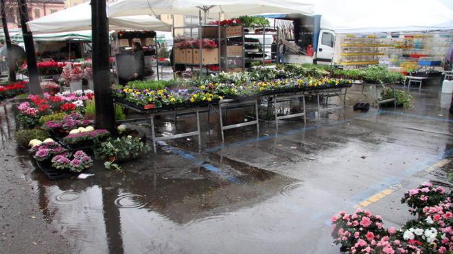 Sì alla ristrutturazione del mercato ma in viale Galilei