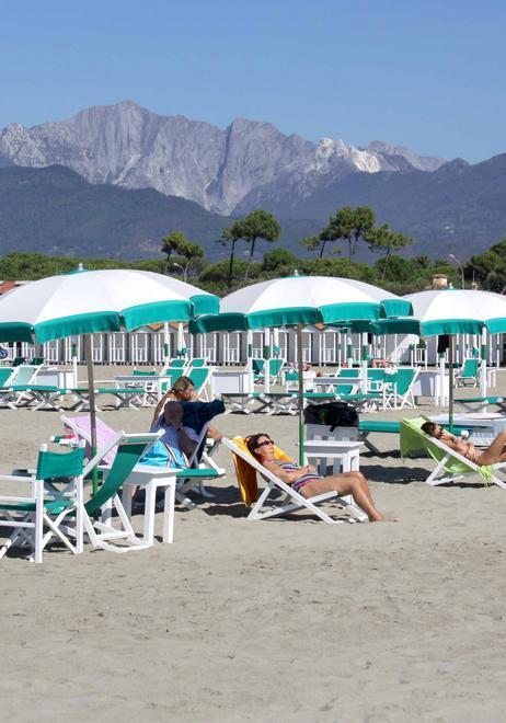 I disabili premiano dieci stabilimenti senza barriere 
