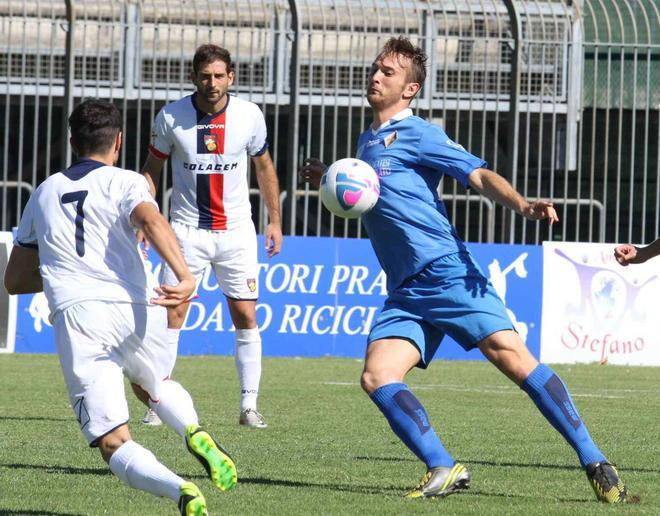 Prato rivoluziona la difesa contro Perugia 