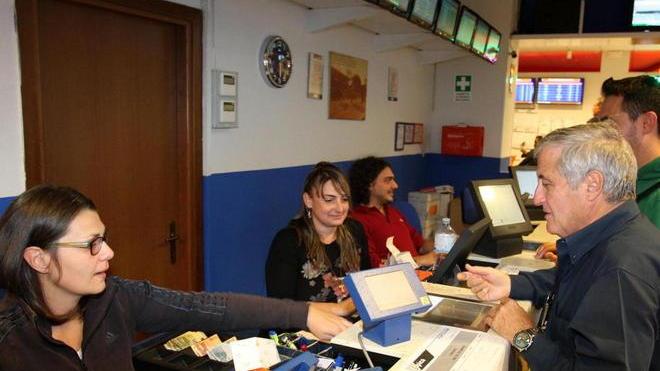 Agenzia ippica new-look