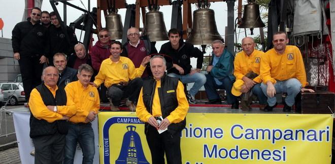 L’unione campanari modenesi con il “camion campanile” 