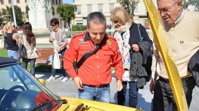 Decine di gioielli a quattro ruote nel cuore di Empoli
