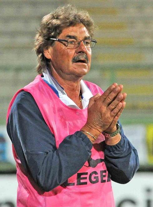 Morgia costretto dalle tante assenze ad affidarsi al 4-3-3 