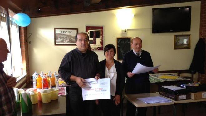Consegnati a 12 associazioni gli 8.000 euro raccolti a Cafaggio