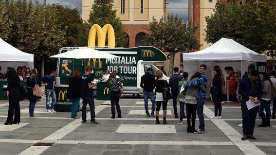 Apre McDonald's a Montecatini, 2000 domande per 40 posti