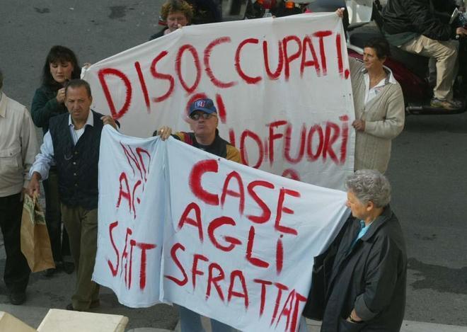 Soldi a chi diventa moroso perché ha perso il lavoro 