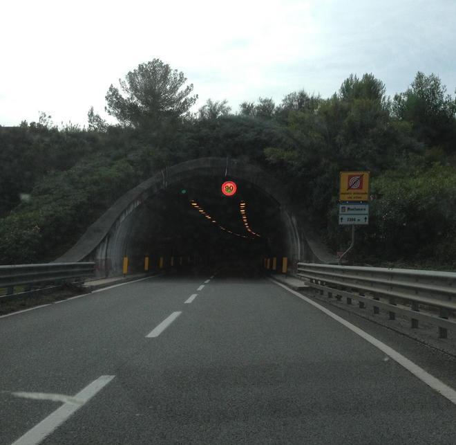 Tunnel senza sistema antincendio 