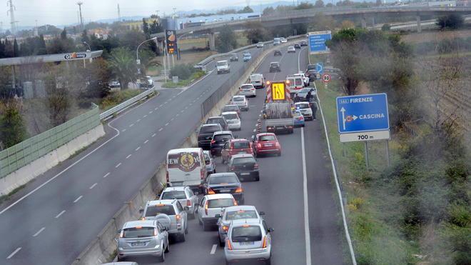 Incidente in superstrada, cinque chilometri di coda