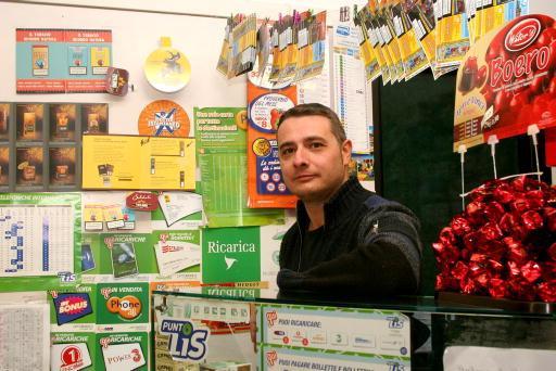 Muore a 42 anni noto commerciante 