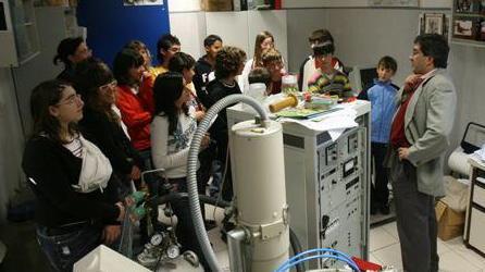 Adulti e bambini “La scienza è vicina” Visita ai laboratori