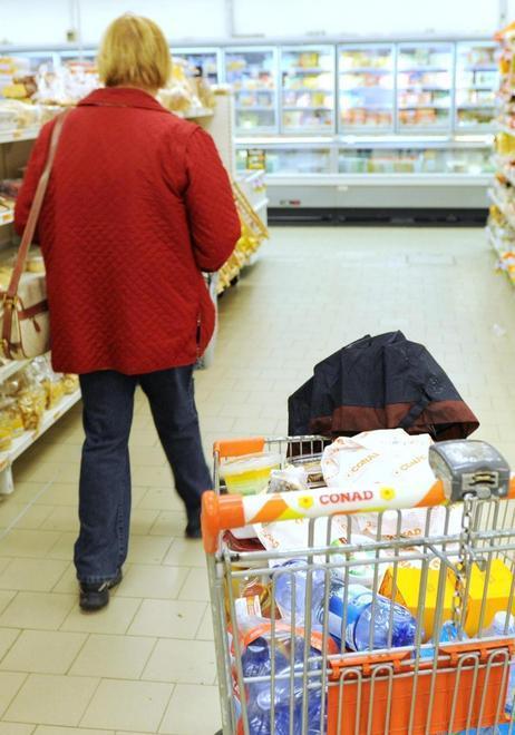 Buoni acquisto per famiglie in crisi E’ boom di richieste 