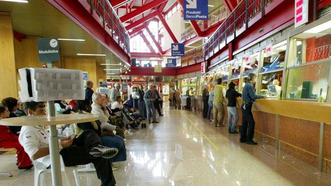 Poste Italiane premia il lavoro dell’ufficio di via Russo