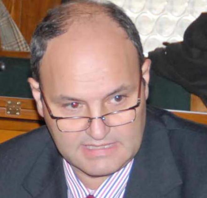 Tre candidati in lizza per la segreteria del Pd 