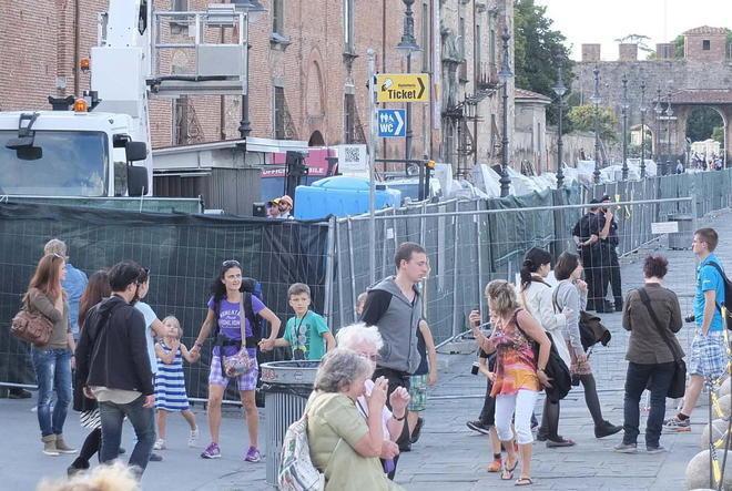 Tutti gli ambulanti in corteo tra protesta e solidarietà