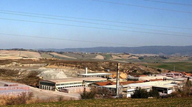 «Hanno ancora argilla per fare i mattoni»