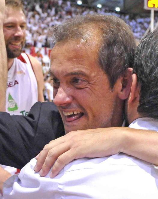 Legabasket, passerella con saluto alla Tesi neopromossa in A1