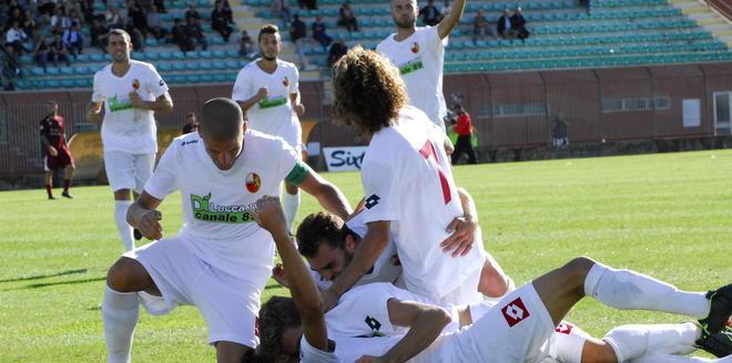 Lucchese, derby da vincere per avvicinare la vetta 