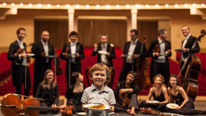 Uno spot di “buon gusto” per la Camerata
