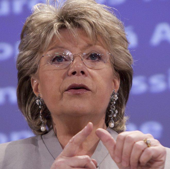 Viviane Reding «Mi vergogno per Morganti» 