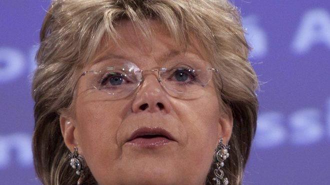 Viviane Reding «Mi vergogno per Morganti»