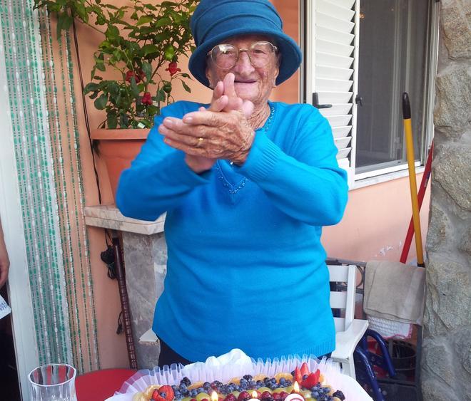 Nonna Grazia compie 100 anni e li festeggia al Kokomo