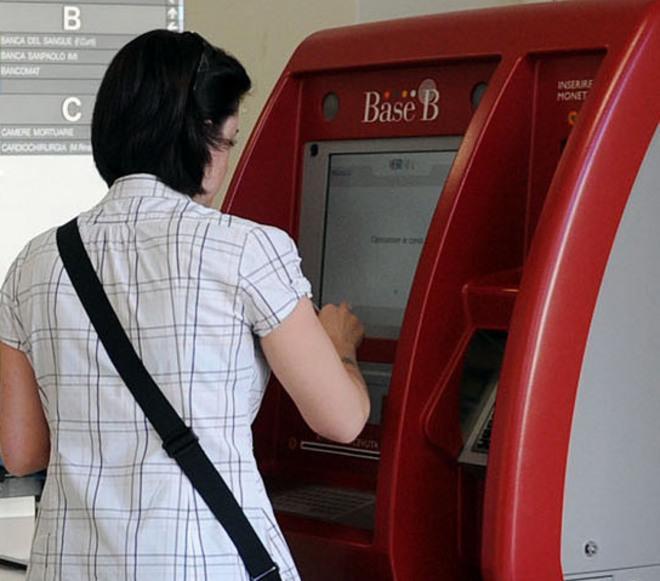 Settanta lavoratori Asl ora rischiano il posto 