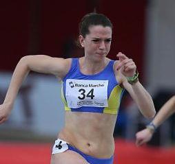 Gloria Rontani sul podio agli italiani di atletica