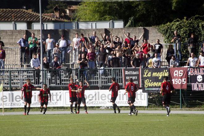 La punizione di Tarantino regala il derby alla Lucchese 