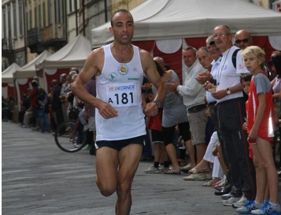 Jilali Jamali vince la Maratona d’Italia da Maranello a Carpi 