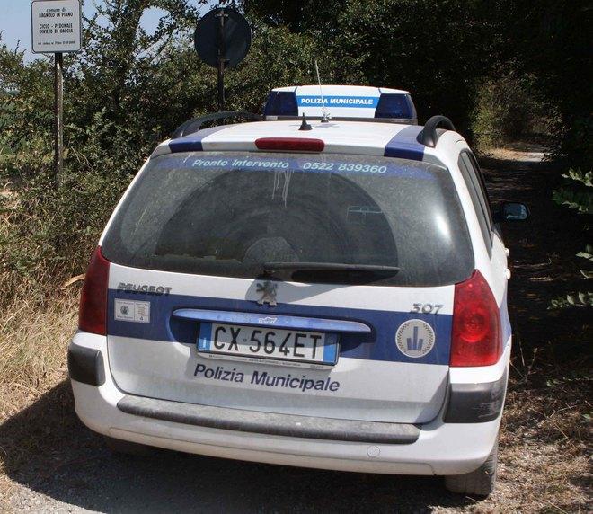 Piromane devasta il parco 