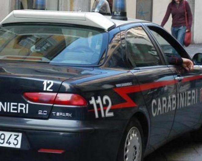In auto la pecora appena rubata 