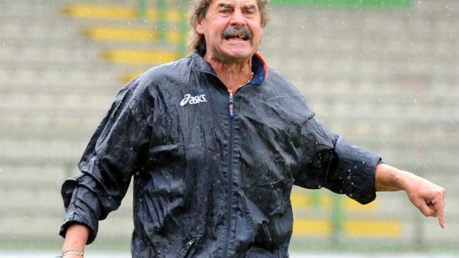 Morgia spara sui “gufi” «Tolgono entusiasmo»
