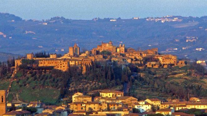 Boom di visitatori a Certaldo e l’assessore si toglie i sassolini