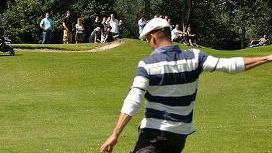 Quando il golf è giocato con i piedi