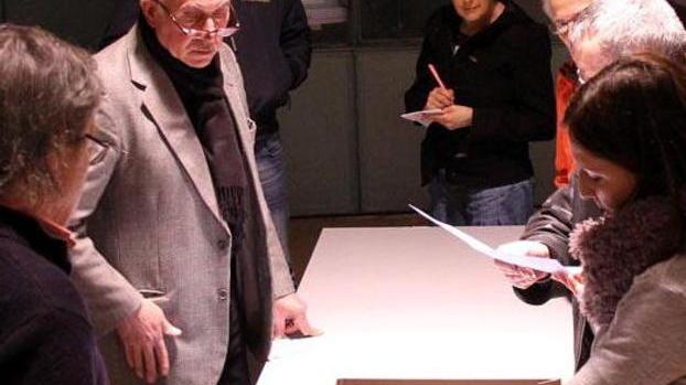 Il Pd va alle urne stasera si decidono le candidature