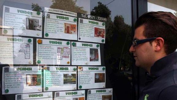 Quotazioni ancora più giù le case perdono il 10%