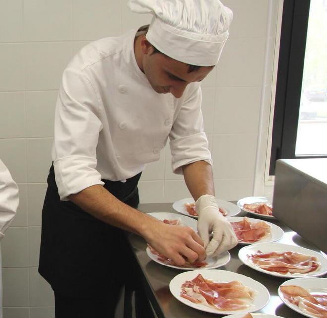 Prezzi più bassi e nuovo menù e Opera 22 rimane fuori 
