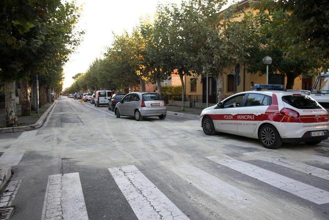 Strada chiusa al traffico dopo la carambola fra tre auto 