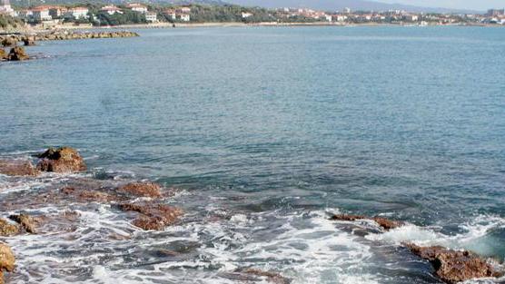 Schiume in mare a Castiglioncello