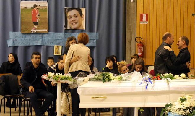 L’ultimo regalo degli amici per dire addio a Sergio 